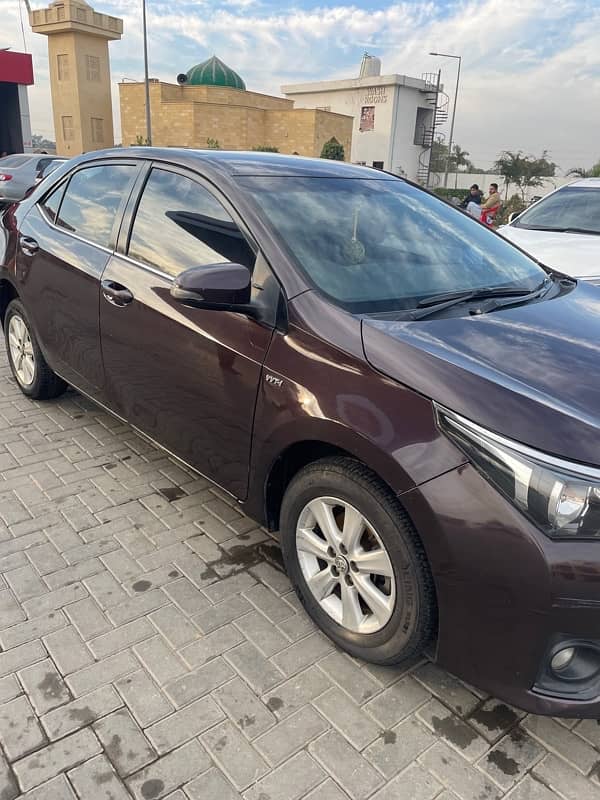 Toyota Altis 1.8 2014 6