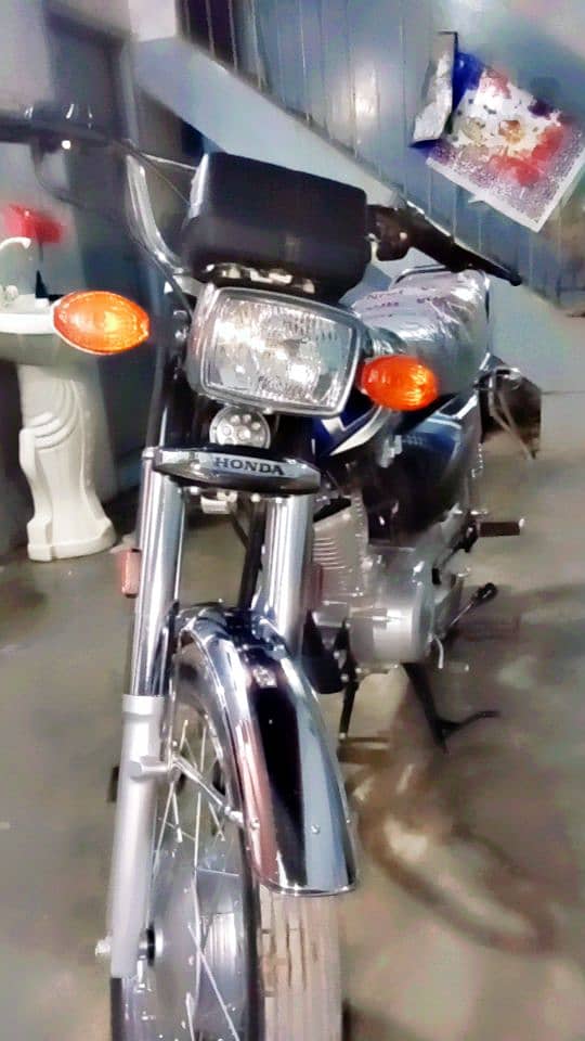 Honda CG 125 2025 3