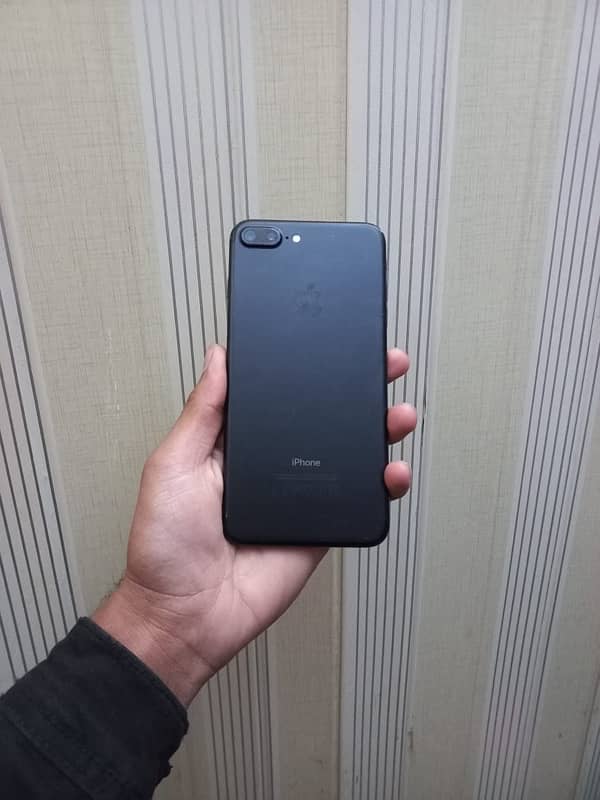 7 plus pta proved 128 gb black colour 0