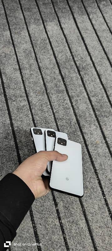 Google pixel 4xl              03101873383 7