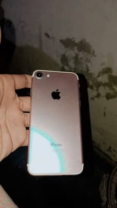 iphone 7 in excellent condition