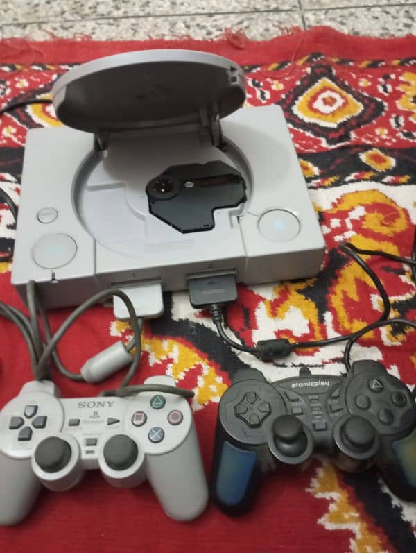 Play station one 2