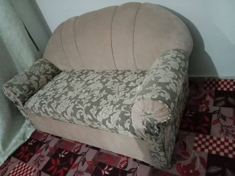 7 Seater Sofa 3