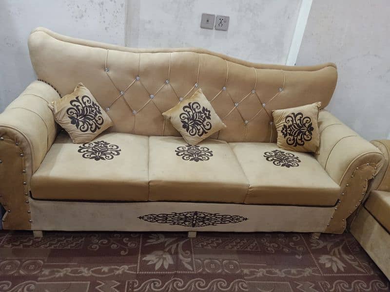 New sofa set for sale 1