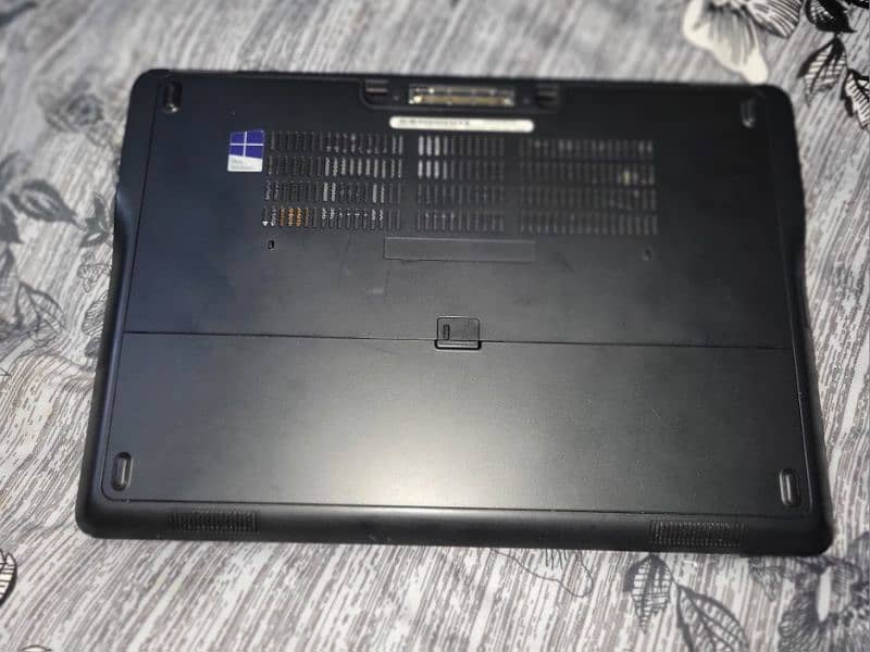 Dell latitude E7450 touch 4