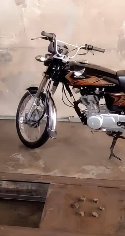 Honda c125 1