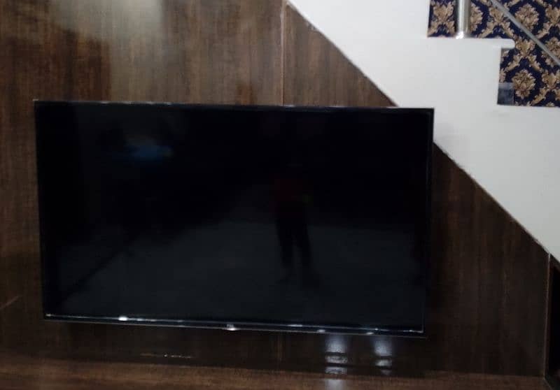 LCD tv 1