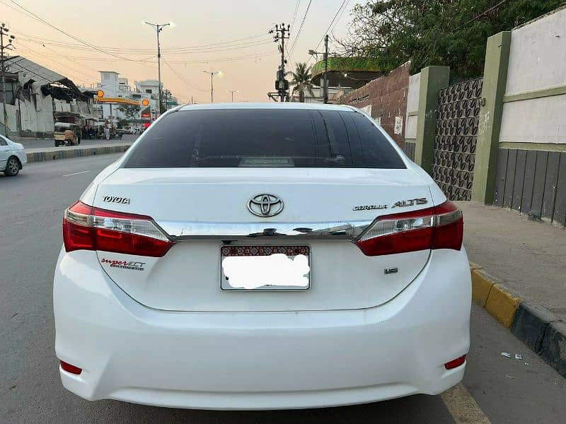 Toyota Corolla Altis 2017 1