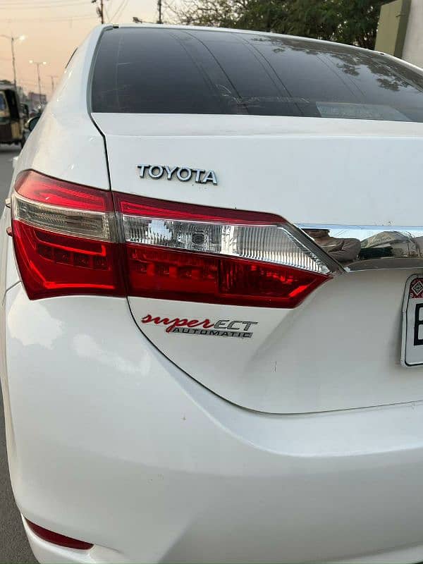 Toyota Corolla Altis 2017 5