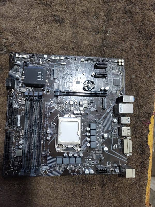 GIGABYTE B560M Motherboard only supports 10/11th gen 0