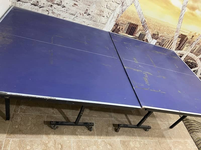 Table Tennis / Professional Table / With 4 rackets 0