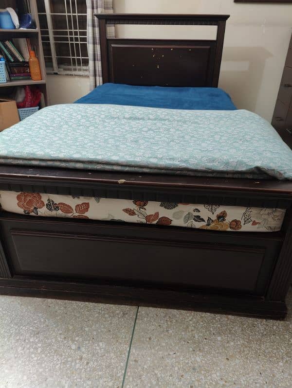 solid wooden single bed 0