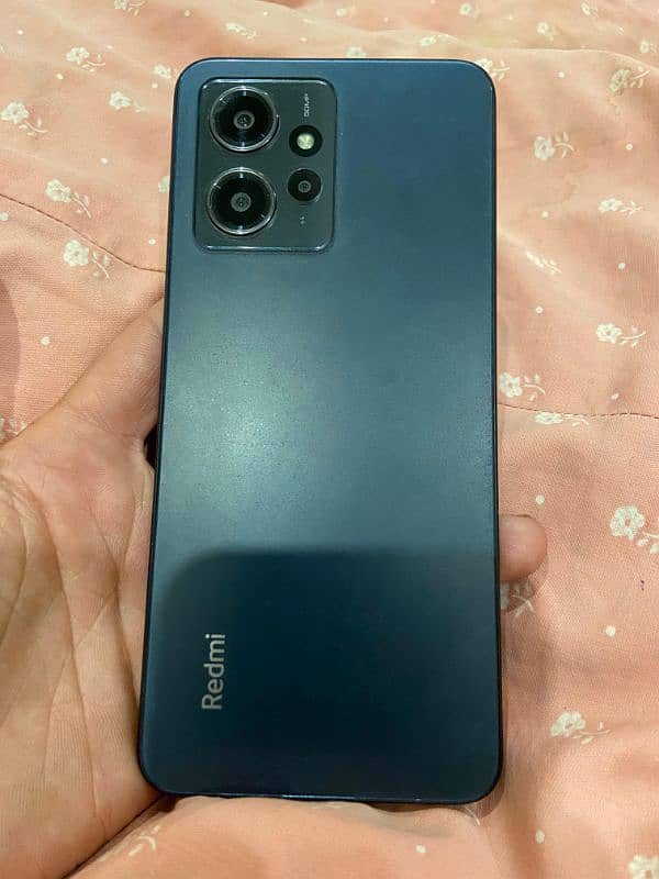 Used Only Few months 10/10 condition with original charger and box 1