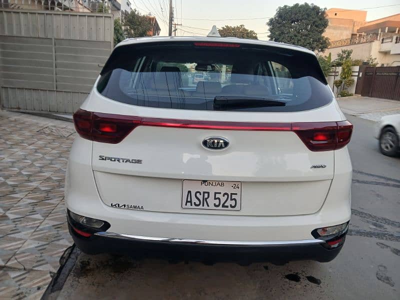 KIA Sportage 2024 1