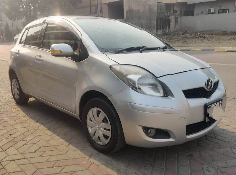 Toyota Vitz 2010/15 1