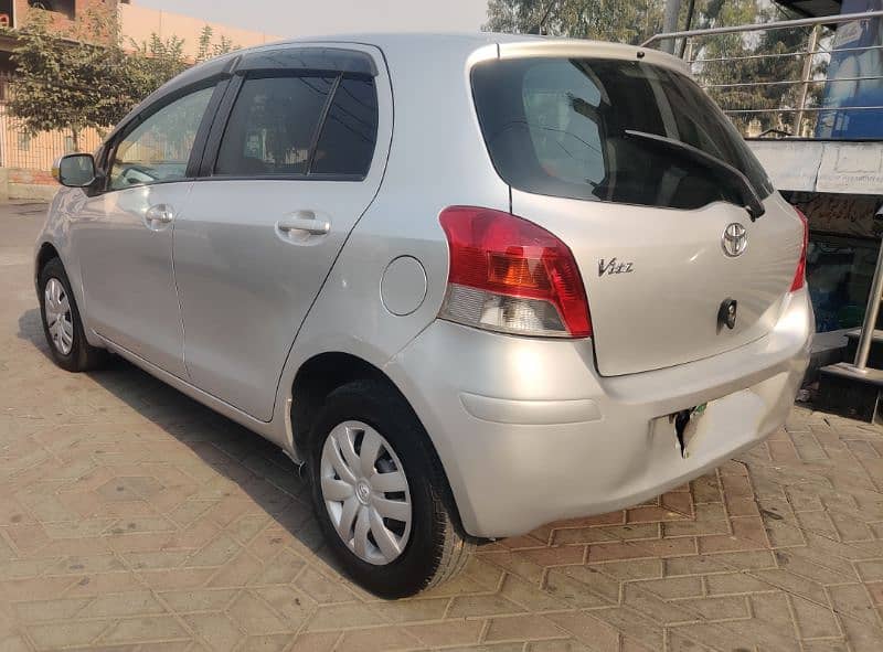 Toyota Vitz 2010/15 4