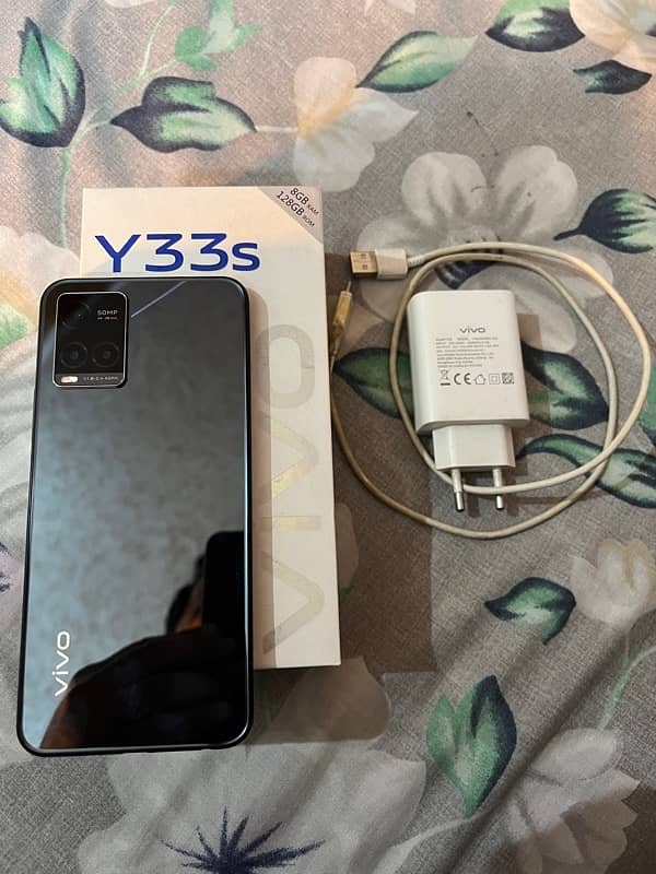 Vivo Y33s 8/128 1