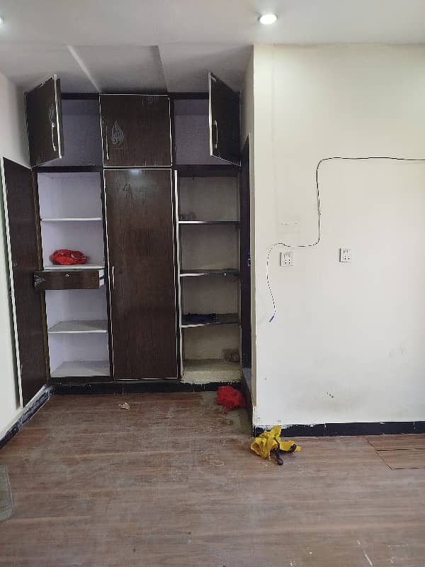 05 MARLA UPPER FOR BACHELORS + OFFICE FOR RENT IN JOHAR TOWN LAHORE 1