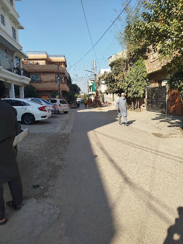 COMMERCIAL SHOP GROUND FLOOR FOR RENT IN JOHAR TOWN LAHORE 6