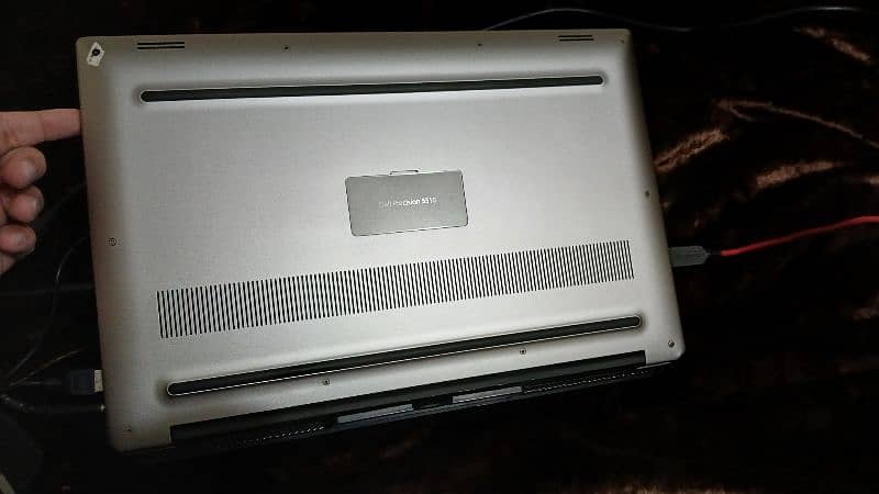 Dell precision 5510 Laptop 2gb graphic card 1