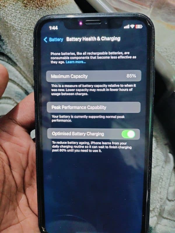 I phone xr 128 GB Non PTA Factory unlock 3