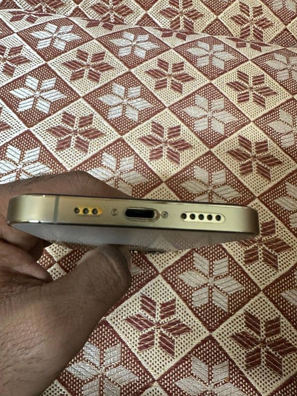 iphone 12 pro 128gb PTA approved 4