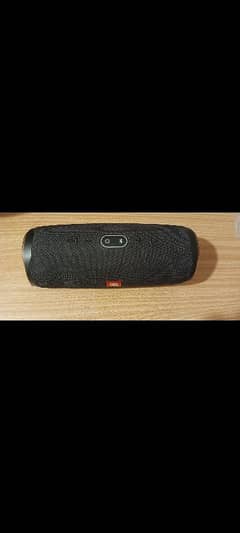 JBL charge 4 portable bluetooth speaker with powerbank