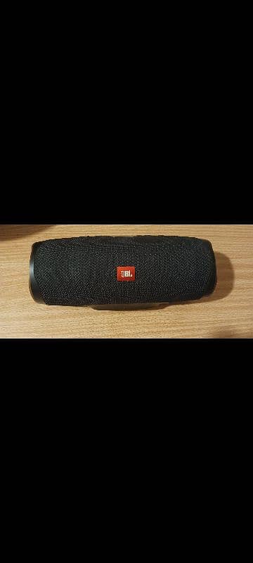 JBL charge 4 portable bluetooth speaker with powerbank 1