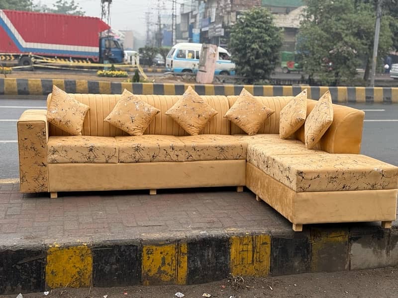 CORNER SOFA 6 SEATER OFFER TILL 31st JAN 0