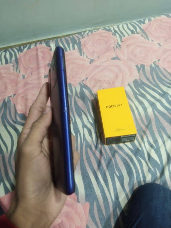 Poco M3 4/64 with box 6000 mAh battery best for gaming and Normal use 5