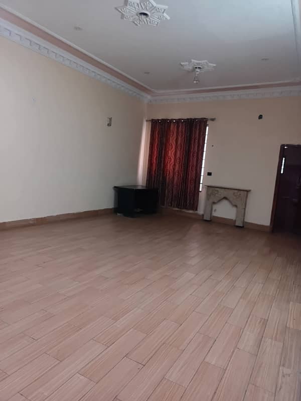 IQBAL TOWN : 2 KANAL OFFICE SPACE FOR RENT 17