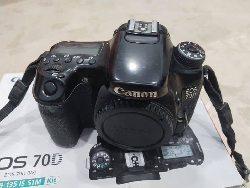 Canon 70D Body Complete Box Fresh Condition Single Hand Used 1