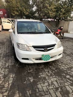 Honda City IDSI 2006 excellent fuel average