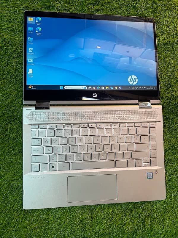 Hp convertible 360 i5 8th Gen 5