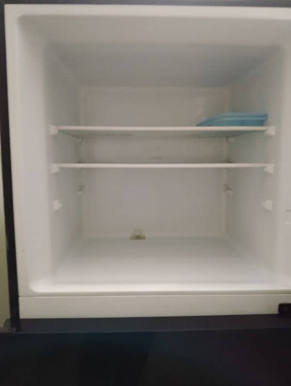 Dawlance refrigerator for sale 4