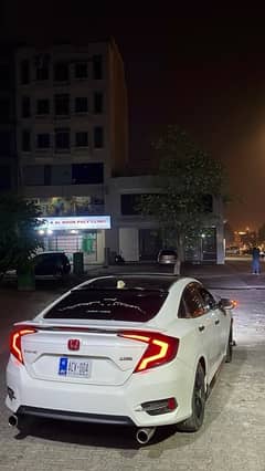 civic x lava lights tail,