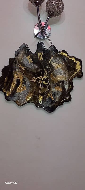 Wall clocks and wall hanging 1