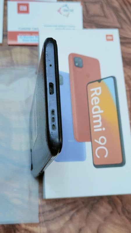 Redmi 9c in very good condition  3/64 5