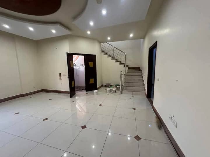 120 Yard Bungalow For Rent In DHA Phase 7 9