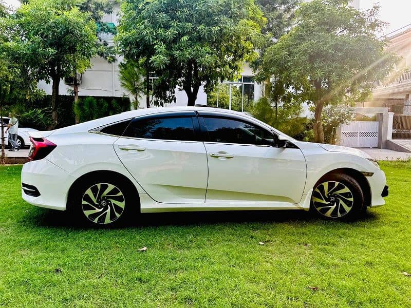 Honda Civic VTi Oriel Prosmatec 2018 1