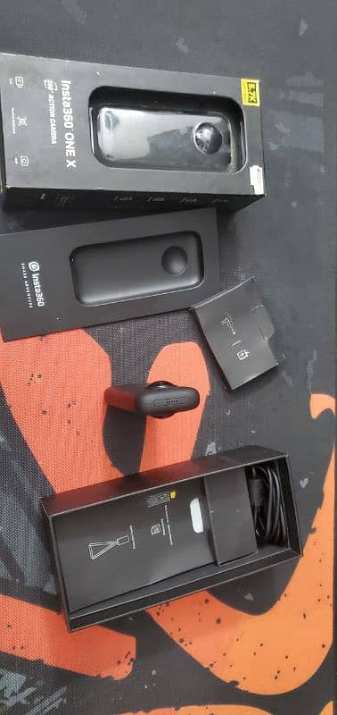 Insta360 One 360° Camera with Stick - 10/10 Condition 2