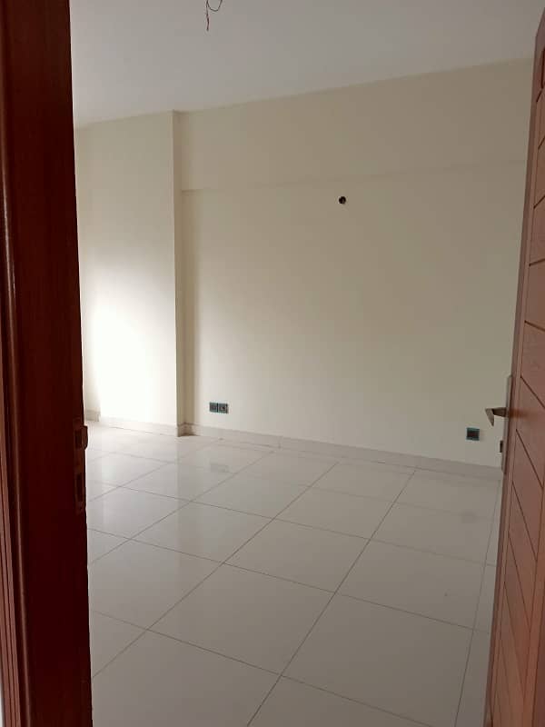 Flat For Sale 4