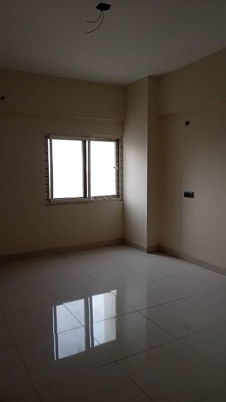 Flat For Sale 7