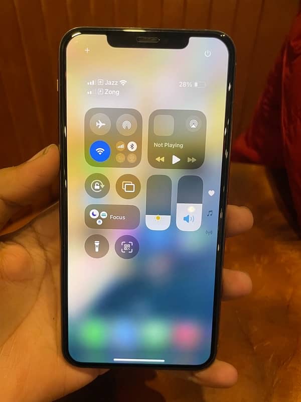 i Phone 11 Pro Max Dual Physical Approved With BoX 4