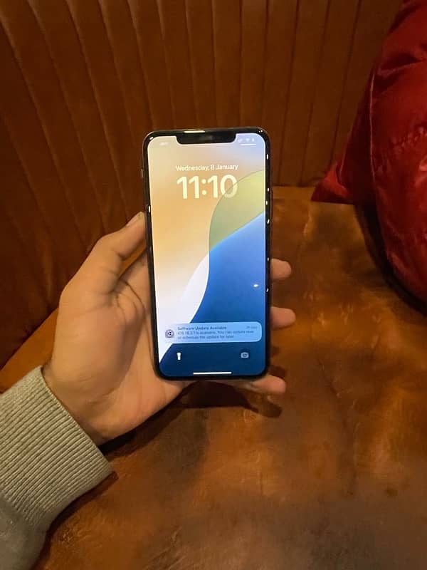 i Phone 11 Pro Max Dual Physical Approved With BoX 3