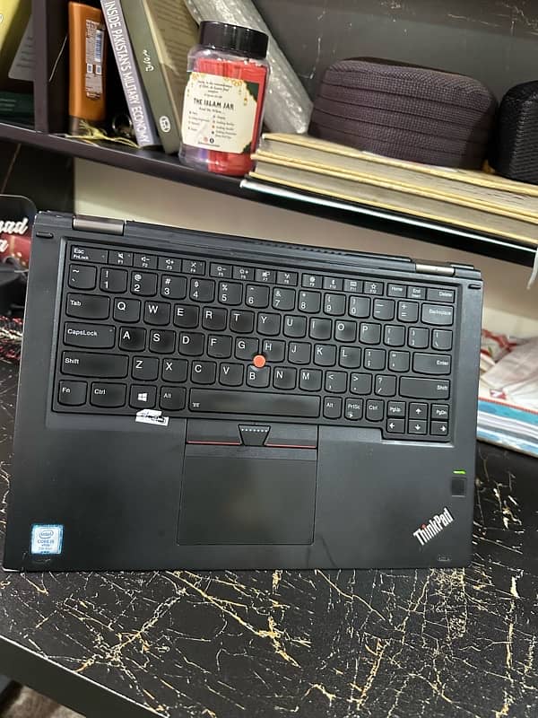 lenovo thinkpad i5 7th gen 9