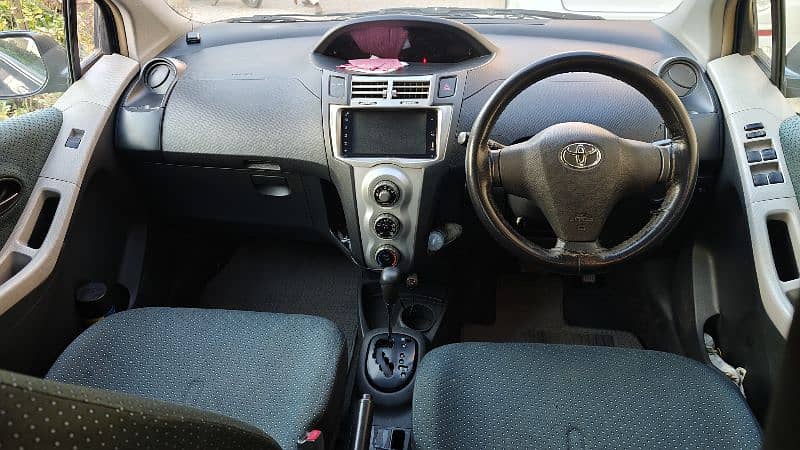 Toyota Vitz 2007 3