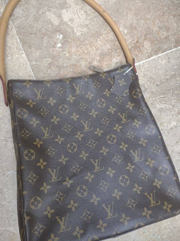 Louis Vuitton 2 bags made in Paris 03122269454 3