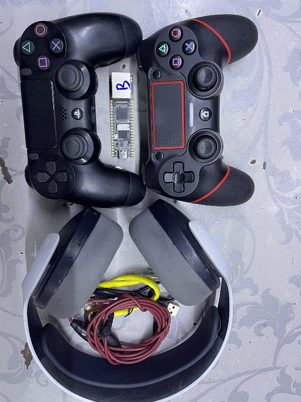 PS4 Slim jailbreak 11.00 500GB 2 controller 5