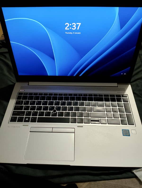 HP EliteBook 850 G5 i7 8th 16 gb / 512nvme SSD 0